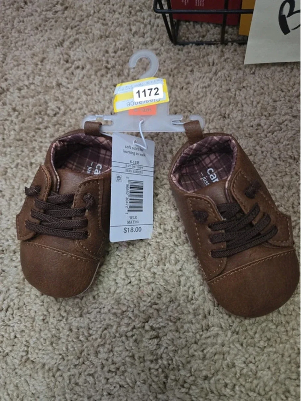 6 to 12m brand new baby shoes from carter's item. 1172 bin 17